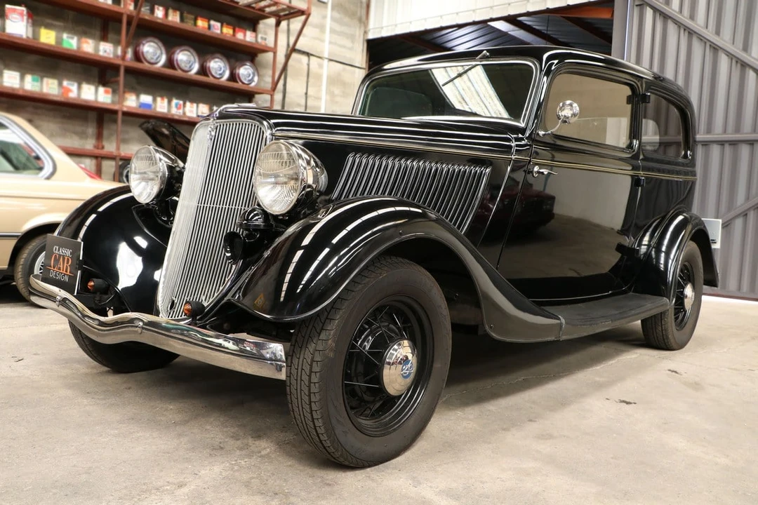 1933 Ford Model 18 & 40 - Image 4 of 30