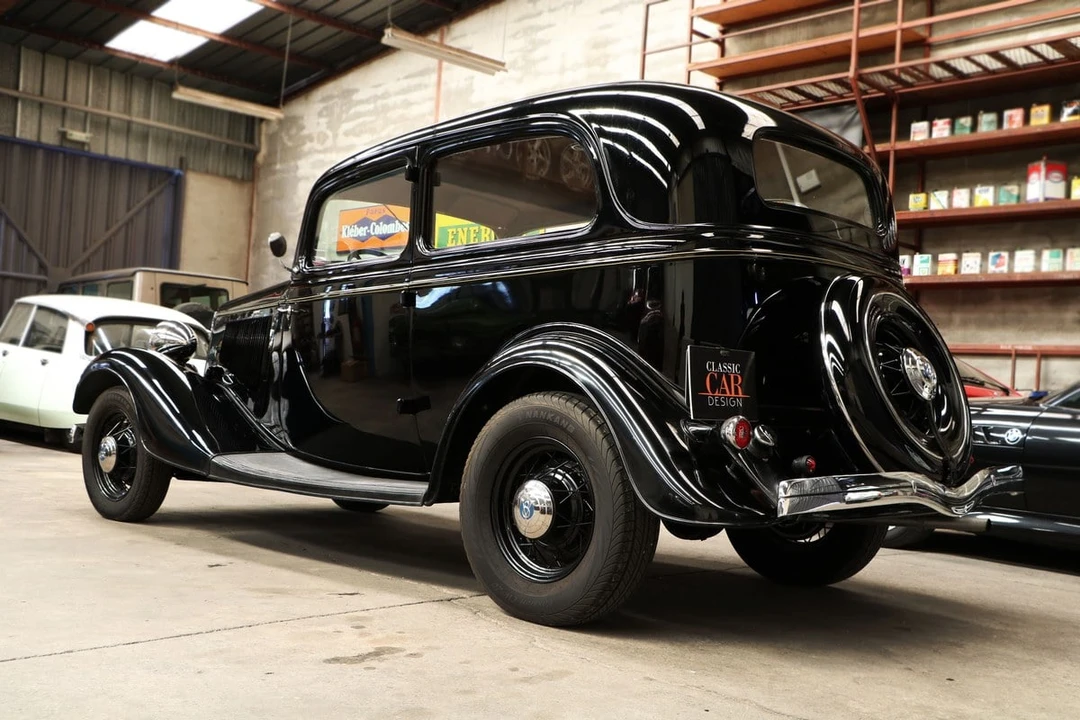 1933 Ford Model 18 & 40 - Image 6 of 30