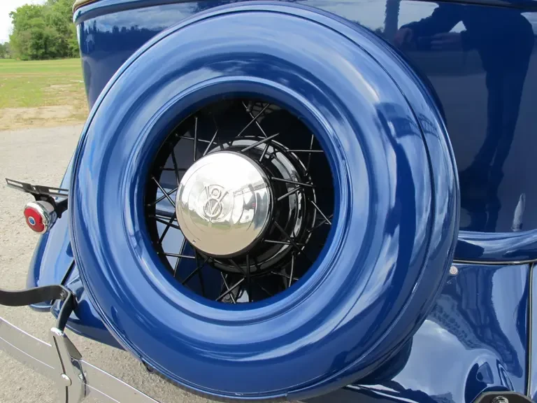 1933 Ford Model 18 & 40 - Image 6 of 11