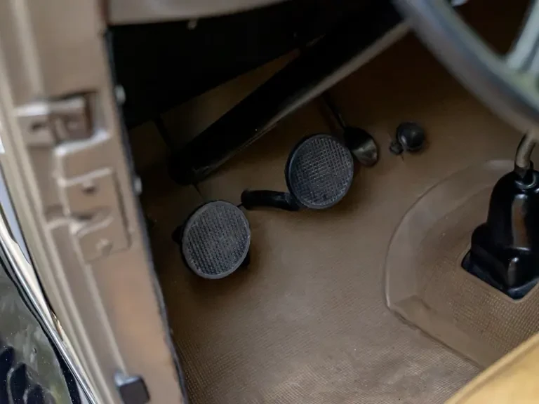 1933 Ford Model 18 & 40 - Image 16 of 31