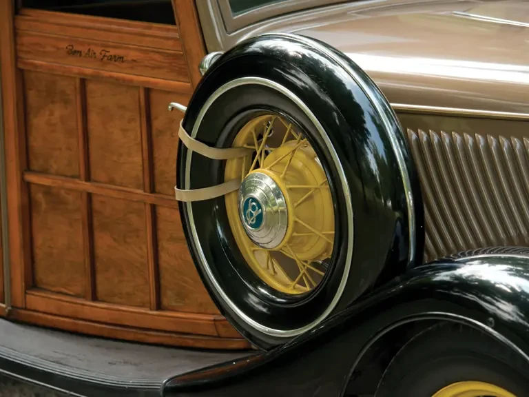 1933 Ford Model 18 & 40 - Image 9 of 22