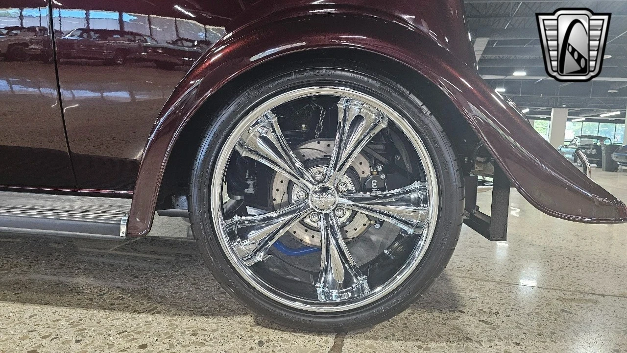 1933 Ford Model 18 & 40 - Image 10 of 12