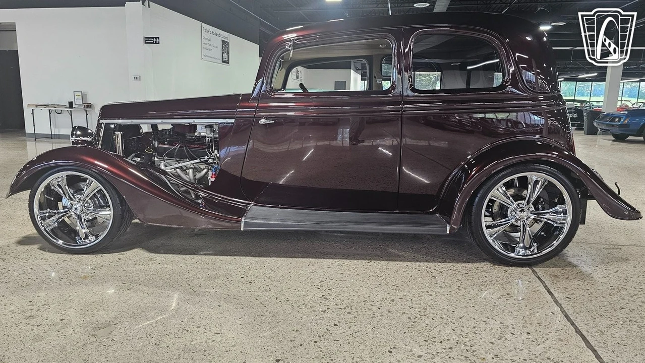 1933 Ford Model 18 & 40 - Image 8 of 21