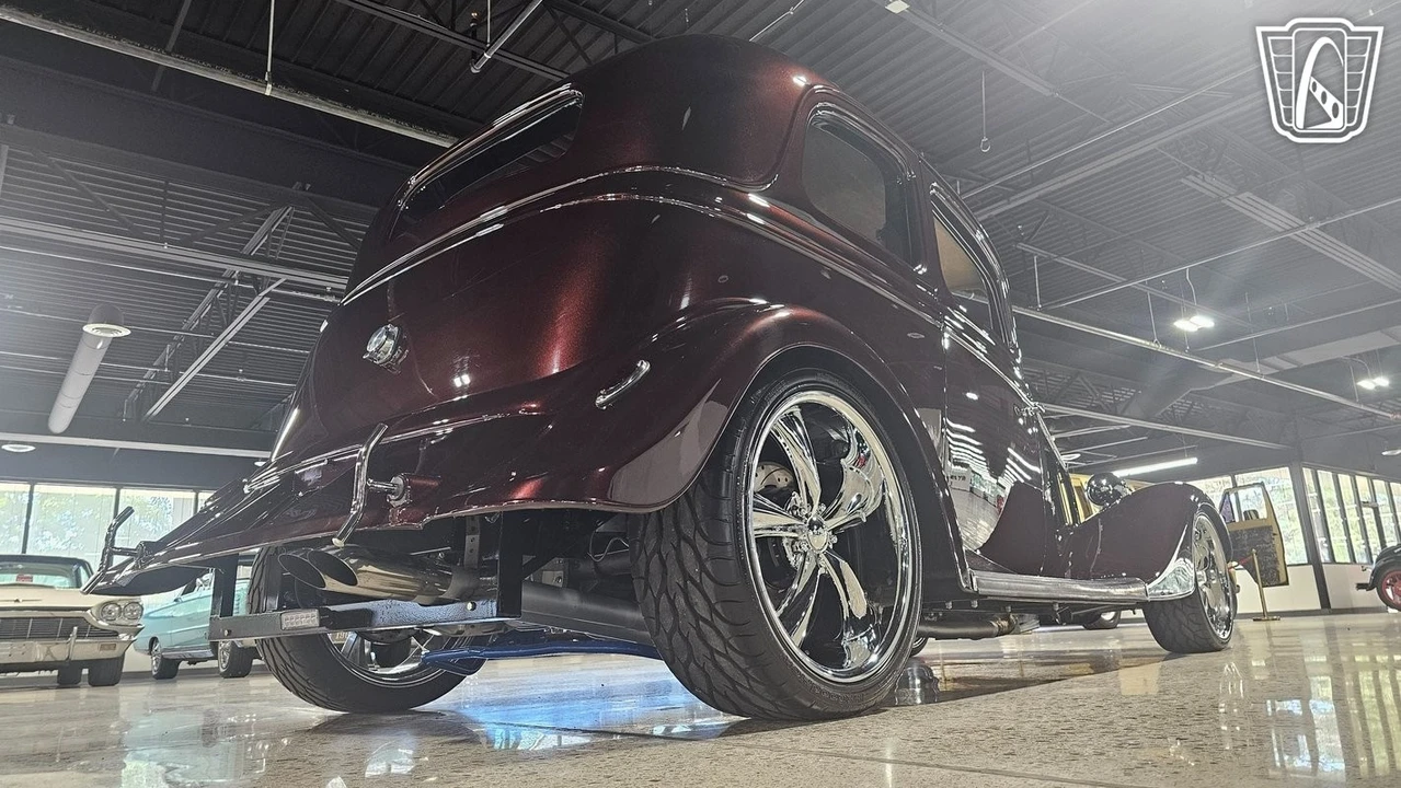 1933 Ford Model 18 & 40 - Image 18 of 21