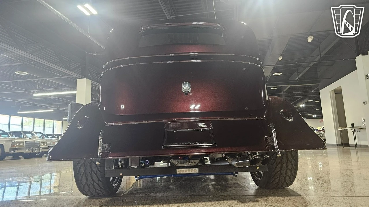 1933 Ford Model 18 & 40 - Image 15 of 21