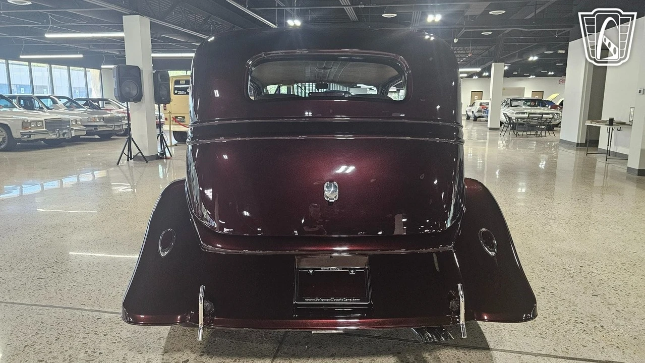 1933 Ford Model 18 & 40 - Image 14 of 21