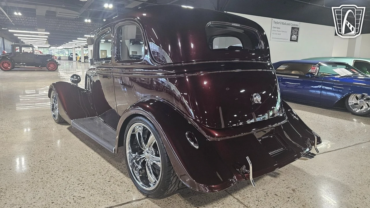 1933 Ford Model 18 & 40 - Image 11 of 21