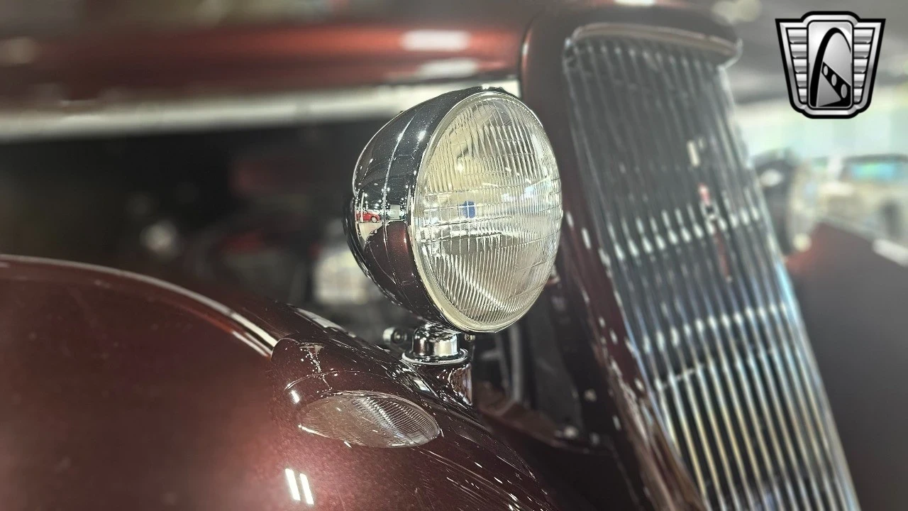 1933 Ford Model 18 & 40 - Image 11 of 12