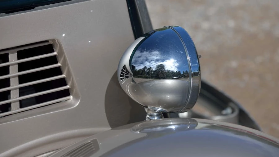 1933 Ford Model 18 & 40 - Image 8 of 11