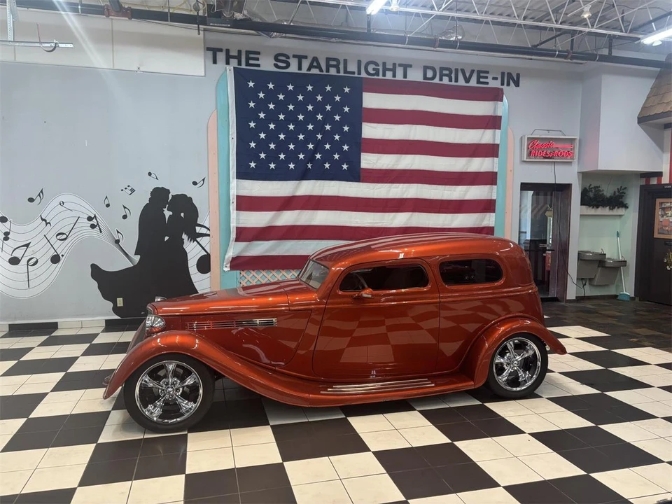 1933 Ford Model 18 & 40 - Image 4 of 31