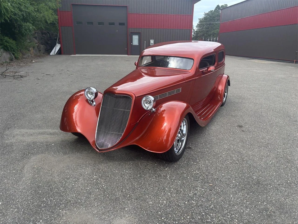 1933 Ford Model 18 & 40 - Image 16 of 31