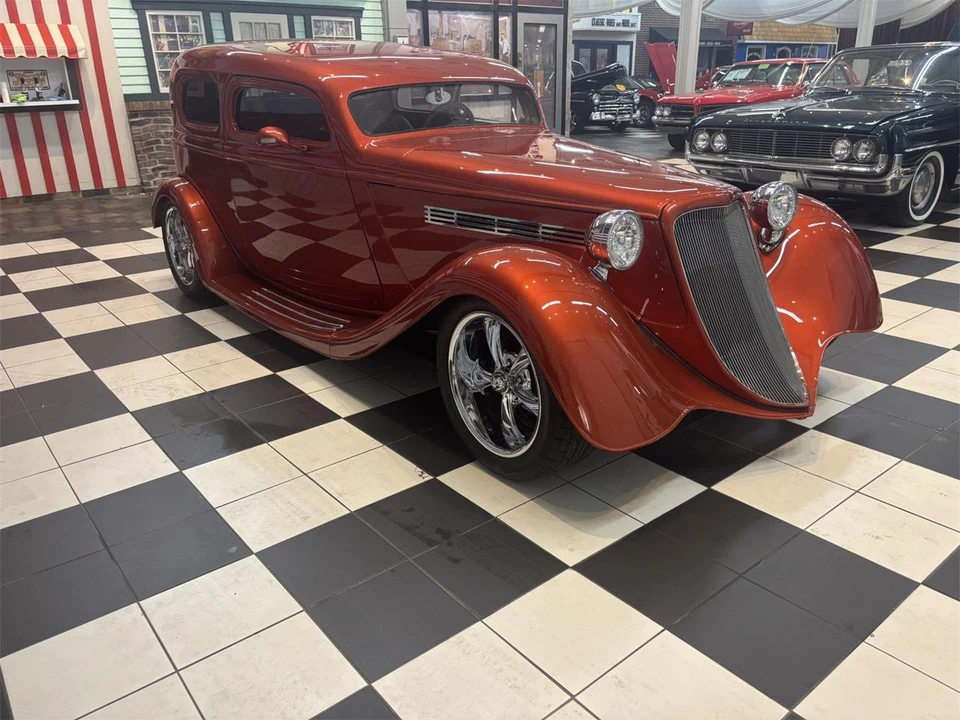 1933 Ford Model 18 & 40 - Image 6 of 31