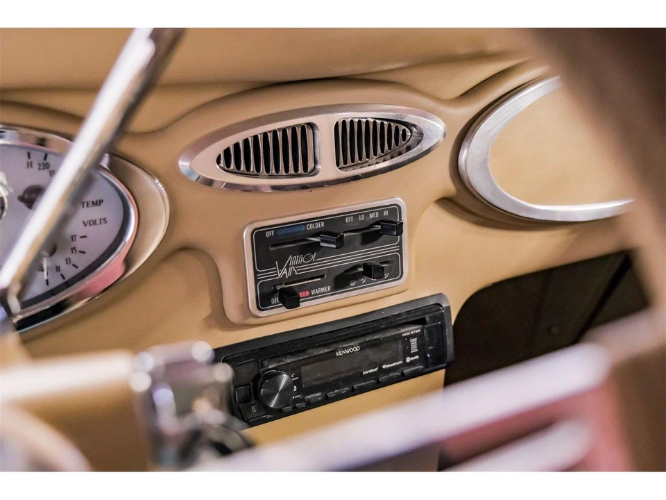 1933 Ford Model 18 & 40 - Image 26 of 31
