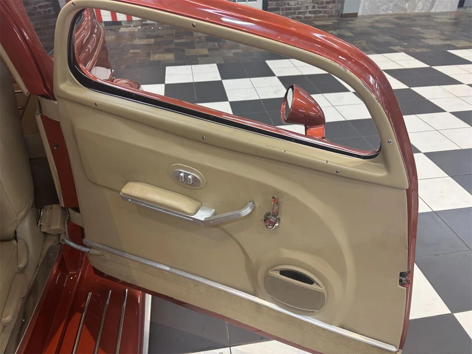 1933 Ford Model 18 & 40 - Image 28 of 31