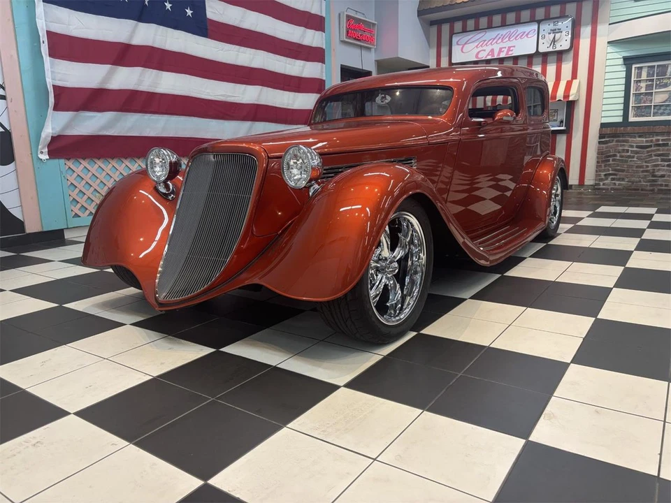 1933 Ford Model 18 & 40 - Image 7 of 31