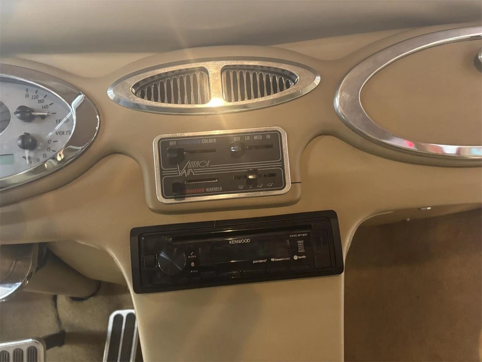 1933 Ford Model 18 & 40 - Image 29 of 31