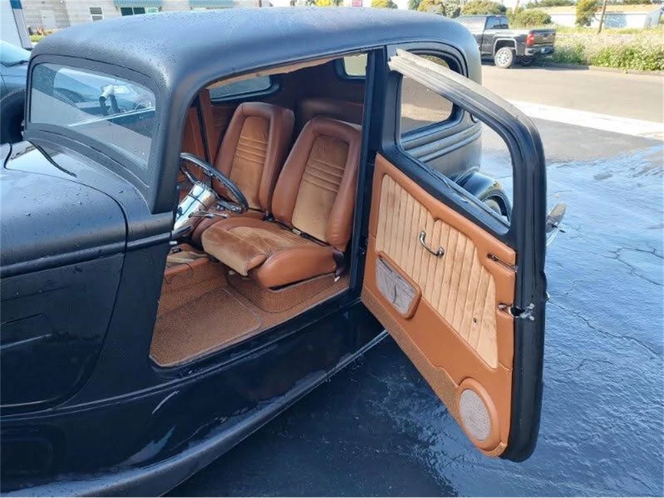 1933 Ford Model 18 & 40 - Image 4 of 8