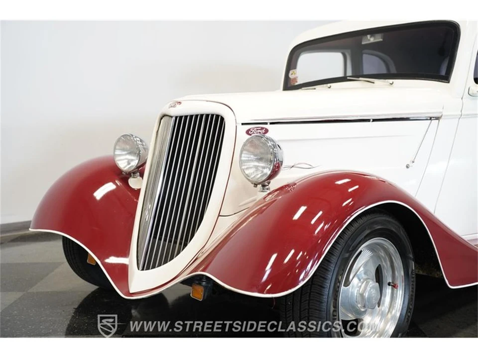 1933 Ford Model 18 & 40 - Image 25 of 31