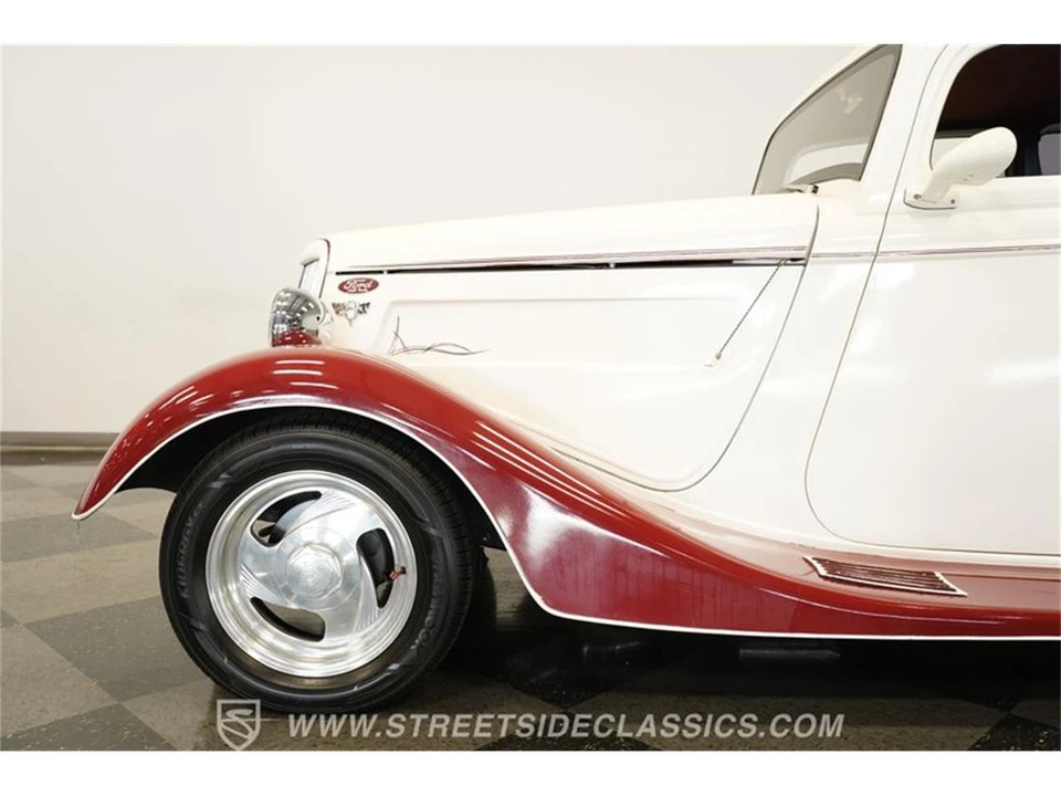 1933 Ford Model 18 & 40 - Image 26 of 31
