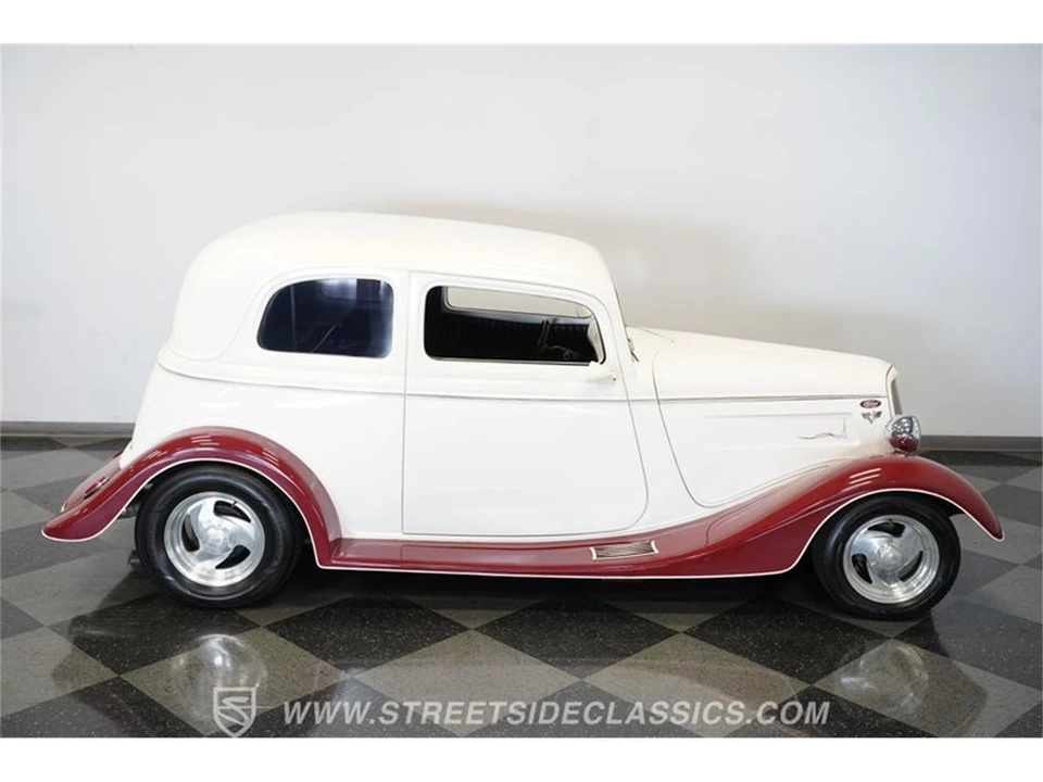 1933 Ford Model 18 & 40 - Image 17 of 31