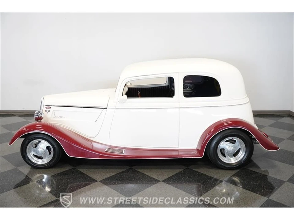 1933 Ford Model 18 & 40 - Image 8 of 31