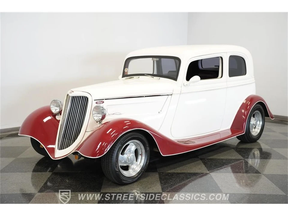 1933 Ford Model 18 & 40 - Image 6 of 31