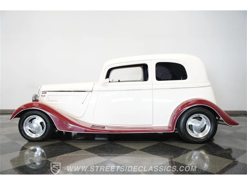 1933 Ford Model 18 & 40 - Image 9 of 31