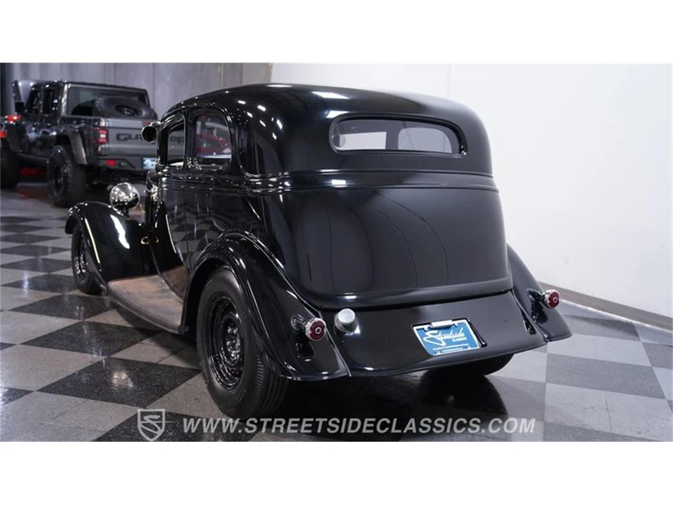 1933 Ford Model 18 & 40 - Image 9 of 31