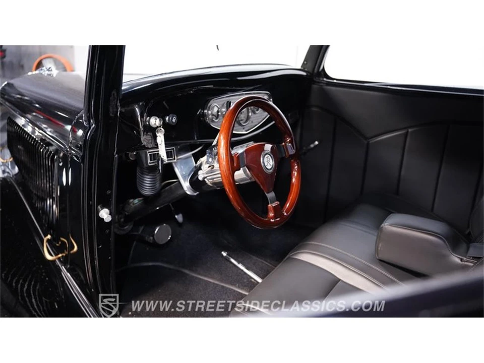 1933 Ford Model 18 & 40 - Image 4 of 31