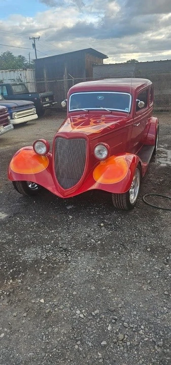 1933 Ford Model 18 & 40 - Image 4 of 18