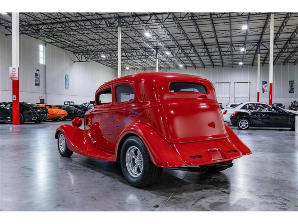 1933 Ford Model 18 & 40 - Image 4 of 31