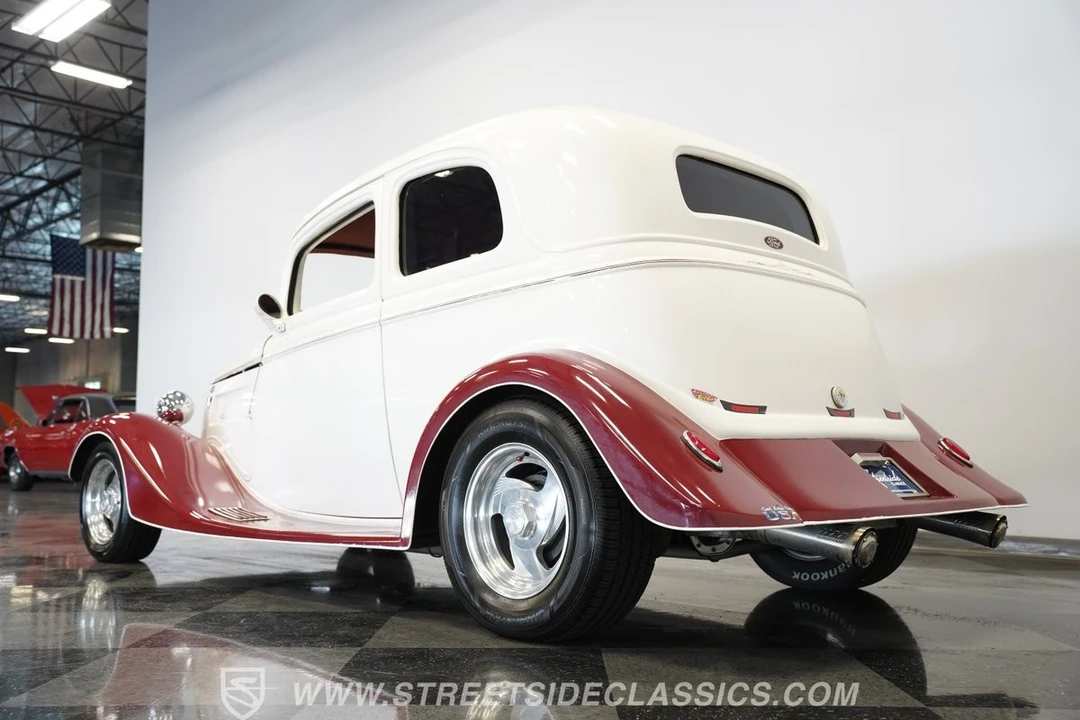 1933 Ford Hot Rod - Image 12 of 31