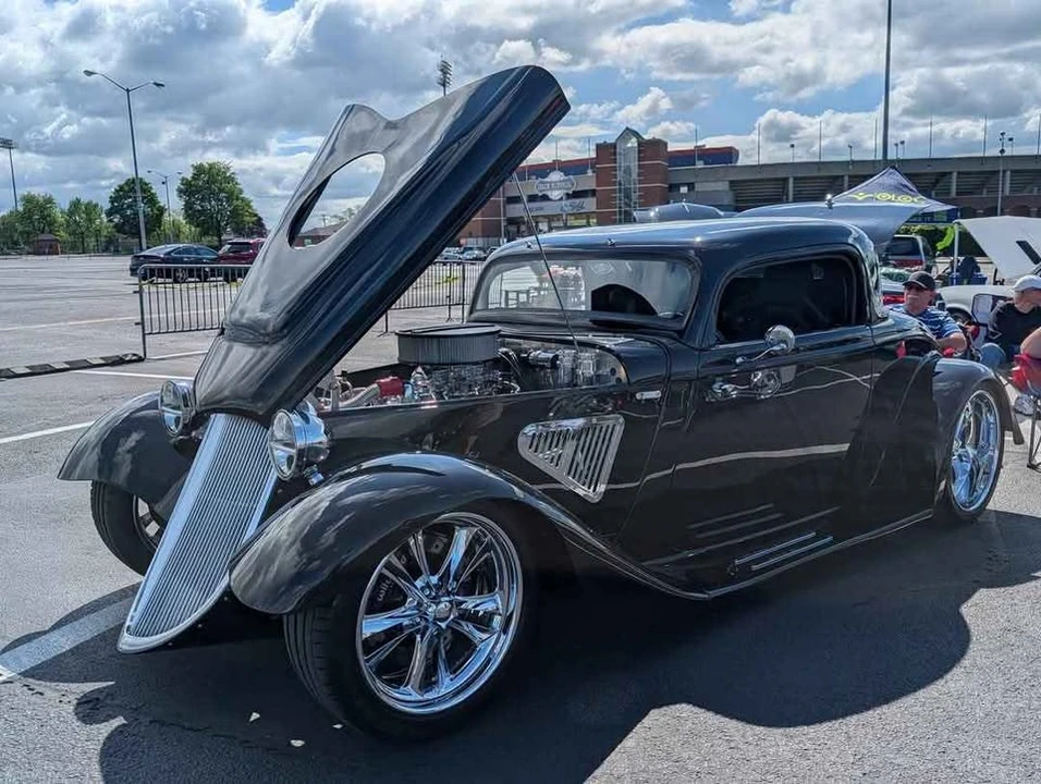 1933 Ford Replica - Image 2 of 14