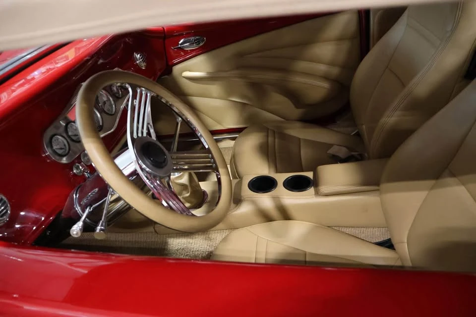1933 Ford Replica - Image 9 of 10