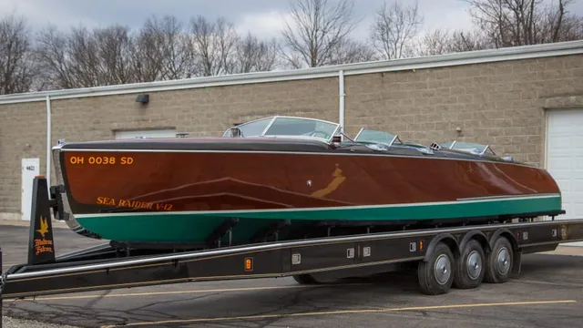 1933 Greavette 33' Custom Triple Cockpit 'Maltese Falcon'