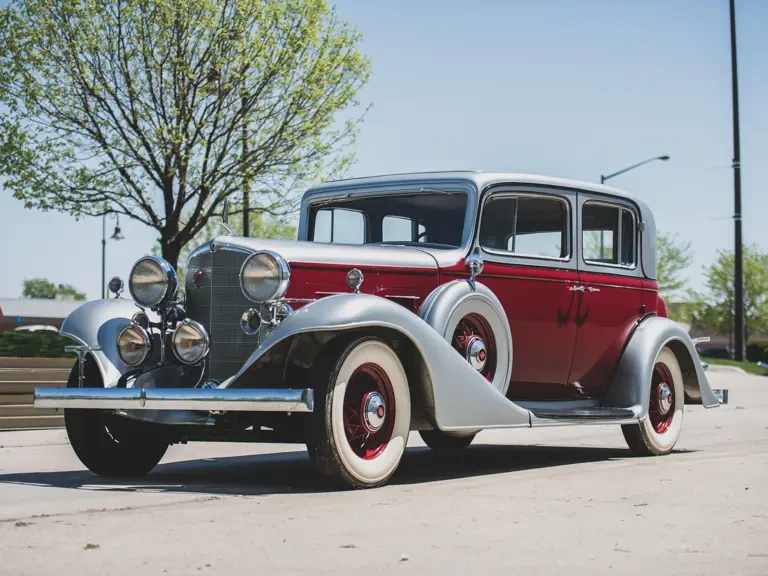 1933 LaSalle Series 50 - Image 2 of 31