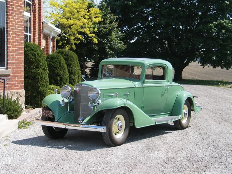 1933 LaSalle - Image 2 of 2