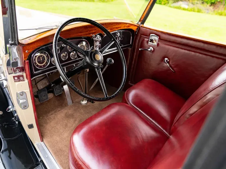 1933 LaSalle - Image 5 of 31