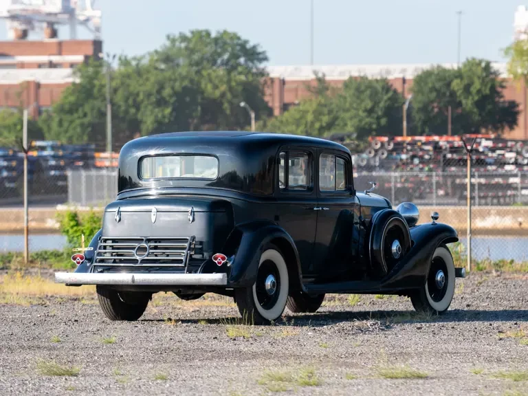 1933 LaSalle - Image 3 of 31
