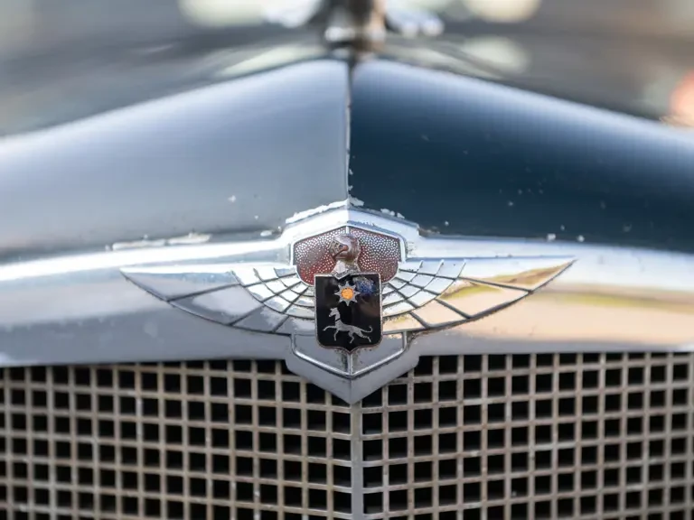 1933 LaSalle - Image 26 of 31