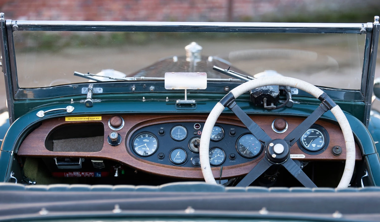 1933 Lagonda - Image 13 of 31