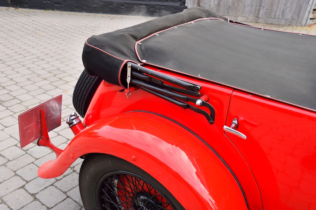 1933 Lagonda - Image 19 of 31