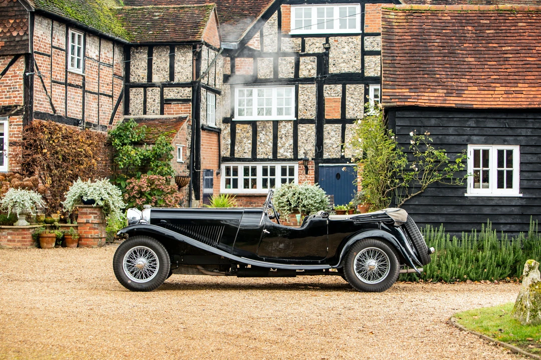 1933 Lagonda - Image 13 of 31