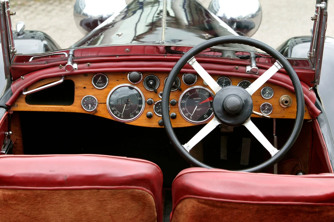 1933 Lagonda - Image 6 of 6