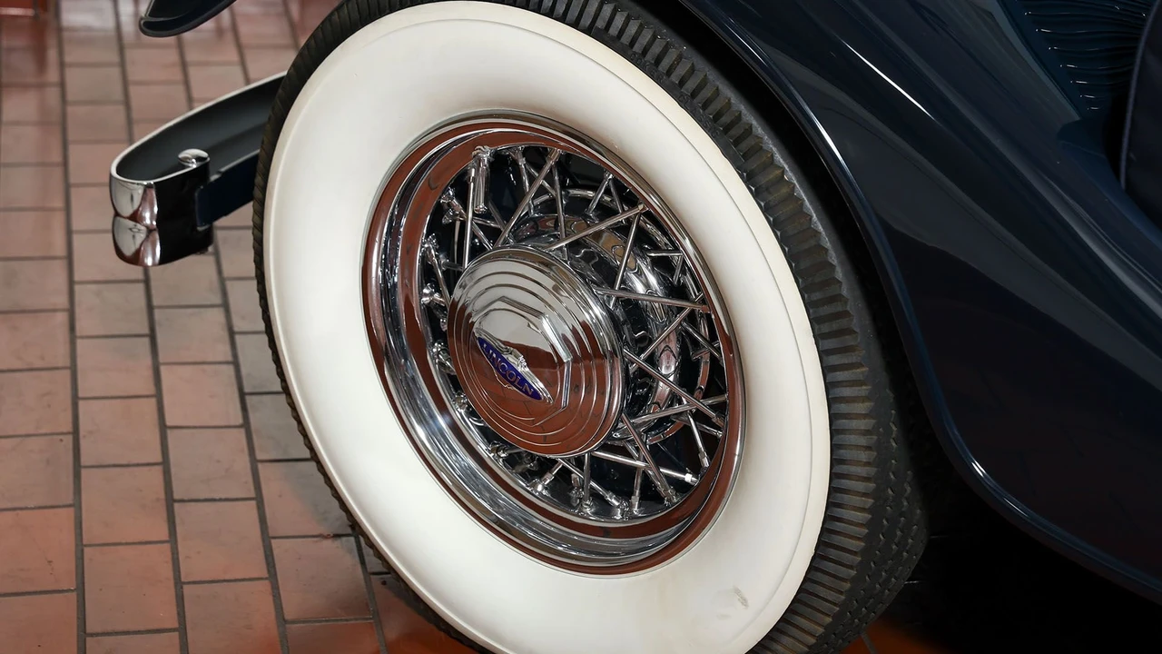 1933 Lincoln - Image 26 of 31