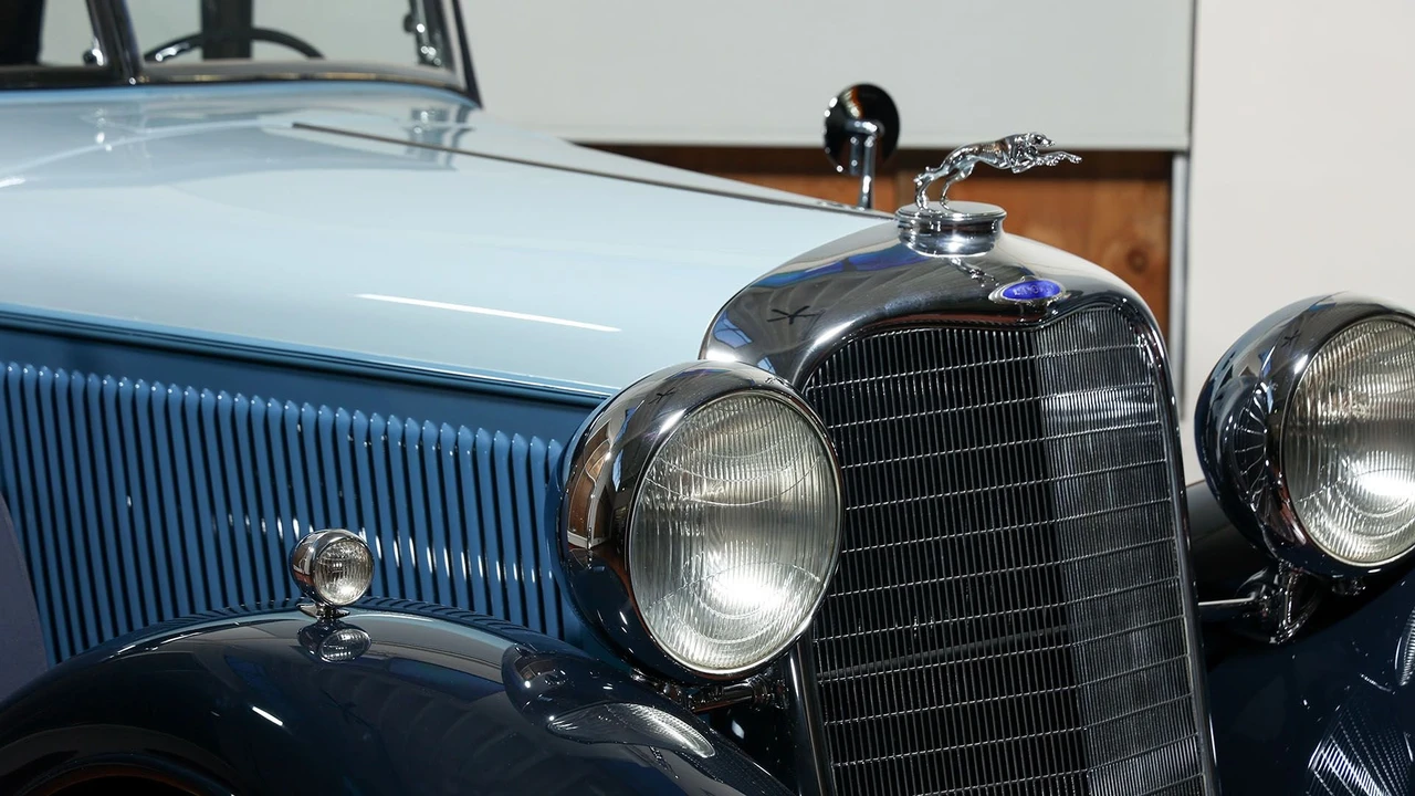 1933 Lincoln - Image 9 of 31