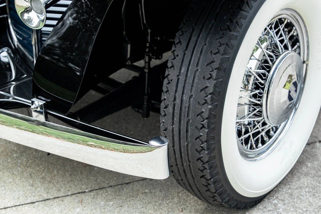 1933 Marmon - Image 31 of 31