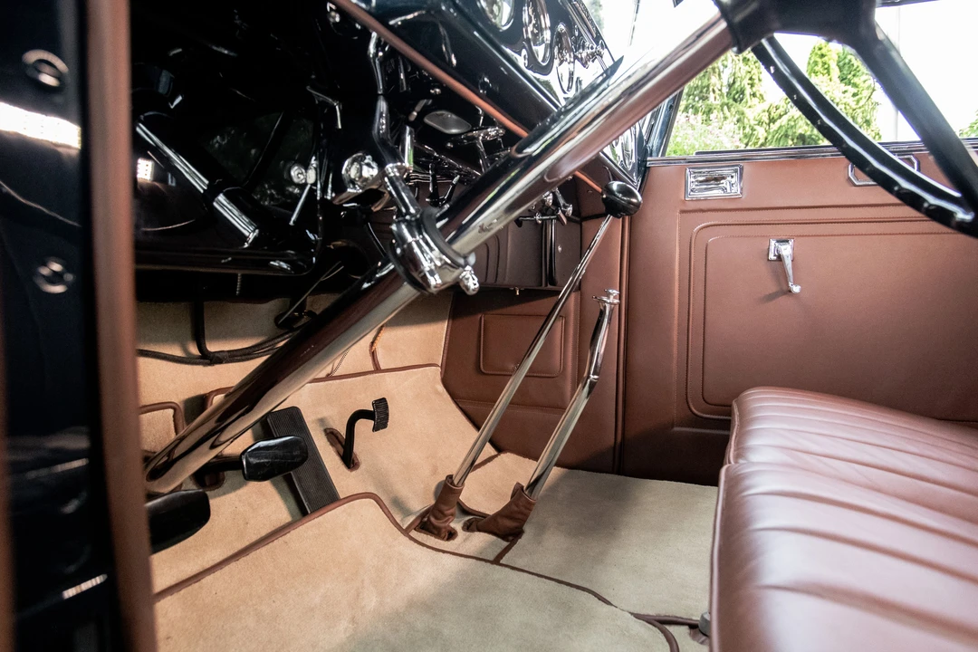 1933 Marmon - Image 6 of 31