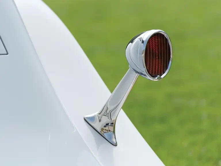 1933 Marmon - Image 13 of 28