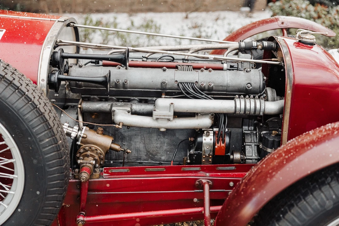 1933 Ferrari 550 Maranello - Image 29 of 31